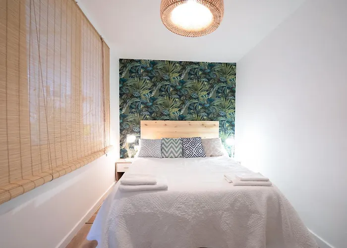 Apartment - - Sleeps 4 - Side *